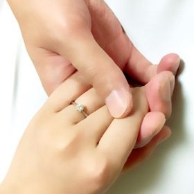 【GALA JEWELRY(ガラジュエリー)の口コミ】 めちゃくちゃ大きくなくてもいいから、質の良いダイヤがいいなと思ってい…