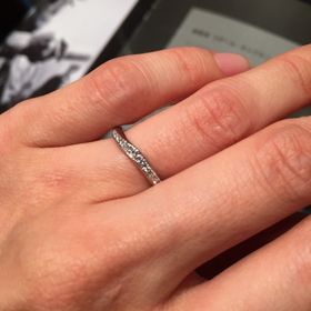 【ラザール ダイヤモンド(LAZARE DIAMOND)の口コミ】 当初はティファニーの婚約指輪に合わせて結婚指輪もティファニーを検討し…