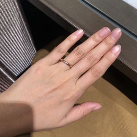 【アイプリモ(I-PRIMO)の口コミ】 ほかのデザインと最後の最後まで迷いましたが、内側に丸みの入ったつけ心…