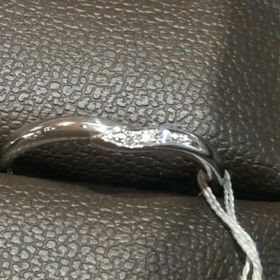 【アイプリモ(I-PRIMO)の口コミ】 婚約指輪（アンドロメダ）との重ね付けができるデザインを探していました…