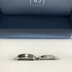 【GALA JEWELRY(ガラジュエリー)の口コミ】 いくつかのブランドを周り、あまりピンとくるモノと出会えなかった私達の…