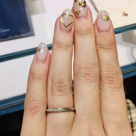 【銀座ダイヤモンドシライシの口コミ】 この先、ずっと付けていく物なので、歳を重ねても飽きのこないデザインを…