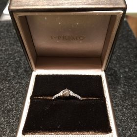 【アイプリモ(I-PRIMO)の口コミ】 わたしは華やかな指輪を探していました。
理想の指輪を頭の中でイメージし…