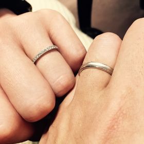 【ケイウノ ブライダル(K.UNO BRIDAL)の口コミ】 シンプルですが、飽きのこないデザインがよかったです。
また、既製品も色…