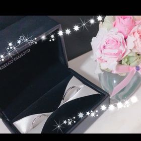 【エクセルコダイヤモンド(EXELCO DIAMOND)の口コミ】 ダイヤモンドがとても綺麗で一目惚れしました。私が購入した指輪は『サン…