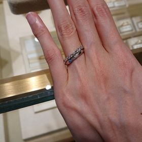 【I's stone(アイズストーン)の口コミ】 ストレートタイプの結婚指輪と重ね付けが出来るハーフエタニティを探して…