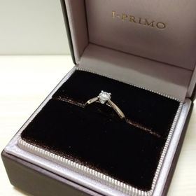【アイプリモ(I-PRIMO)の口コミ】 デザインがとても気にいっています。リングが平面ではなく立体的に加工さ…