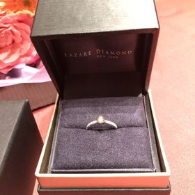 【ラザール ダイヤモンド(LAZARE DIAMOND)の口コミ】 プロポーズのプレゼントでいただきました。ジュエリーで有名なお店をたく…