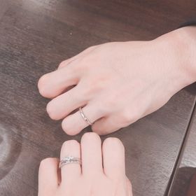 【エクセルコダイヤモンド(EXELCO DIAMOND)の口コミ】 結婚指輪はお揃いのデザインにしたかったのですが、ただのプラチナだけで…