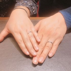 【TRECENTI(トレセンテ)の口コミ】 ウェーブした形とストレートの形を見比べると、ウェーブの方が指が長く感…