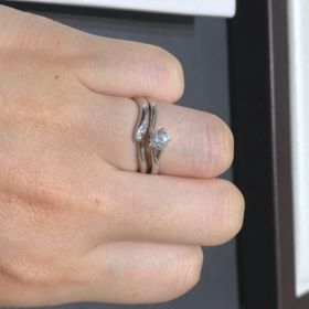 【俄(にわか)の口コミ】 和風の印象もある上品なリングで桜の花びらをモチーフにしているそうです…