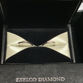 【エクセルコダイヤモンド(EXELCO DIAMOND)の口コミ】 ダイヤモンドの輝きに大満足しました。
ダイヤモンドが３つついておりハー…