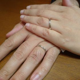 【TRECENTI(トレセンテ)の口コミ】 小さいダイヤが沢山ついたデザインの方が、ブライダルカウンターで見せて…