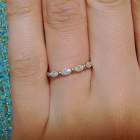 【ete(エテ)の口コミ】 婚約指輪は豪華なものもあこがれましたが、せっかくの指輪だから普段もつ…