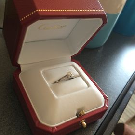 【カルティエ(Cartier)の口コミ】 彼がプロポーズ前に選んでくれていました。私が決めたわけではないのです…