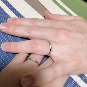 【銀座ダイヤモンドシライシの口コミ】 シンプルかつ華やかで、普段使いにとても適していると思い決定しました。…