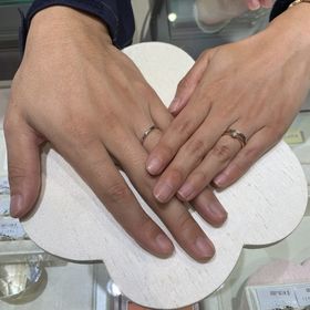 【TRECENTI(トレセンテ)の口コミ】 いろいろな指輪を試して付けてみましたが、自分が気に入ったデザインが見…