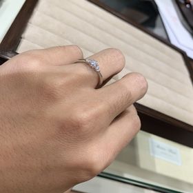 【TRECENTI(トレセンテ)の口コミ】 ちょうど梅田でエンゲージリンスとマリッジリングを探していたところ、ト…