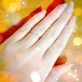 【A・D・A(エー・ディー・エー)の口コミ】 写真は少し見づらいですが、プラチナとピンクゴールドのスタイリッシュな…