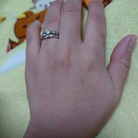 【アイプリモ(I-PRIMO)の口コミ】 指が太くて短いので指輪は似合わないと思っていましたが、ウェーブデザイ…