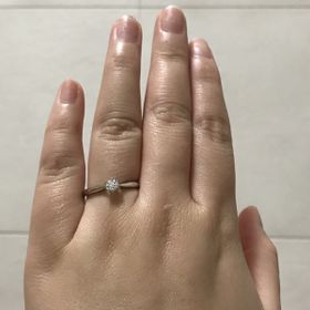 【銀座ダイヤモンドシライシの口コミ】 いくつか試着させて頂いた中で、1番しっくりきたのと、プラチナ部分の輝き…