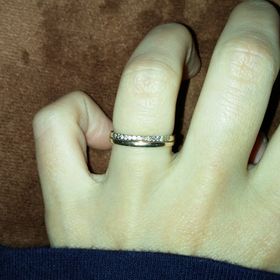 【MAHARAJA DIAMOND(マハラジャダイヤモンド)の口コミ】 結婚指輪って、どうしてもシンプルで…プラチナカラーで…と…