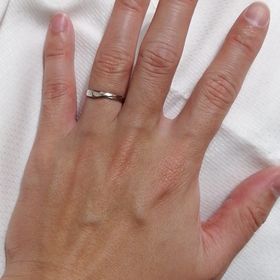 【宝寿堂(ほうじゅどう)の口コミ】 スタッフの方が二人の手や指のかたちをみて、選んでくれて、似合うデザイ…