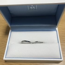 【GALA JEWELRY(ガラジュエリー)の口コミ】 最初はシンプルなストレートのデザインがいいかな？と思っていましたが、…