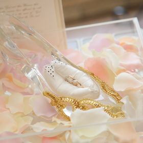 【STAR JEWELRY(スタージュエリー)の口コミ】 購入を決めたのはなんといっても二人が手をつないでるシーンをイメージし…