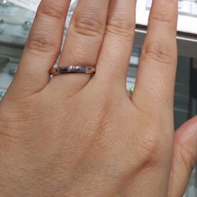 【アイプリモ(I-PRIMO)の口コミ】 ピンクゴールドとシルバーのコンビで珍ししいデザインでおしゃれでした。
…