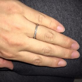 【銀座ダイヤモンドシライシの口コミ】 華奢なリングを探していましたが、私の指にはなかなか似合いませんでした…