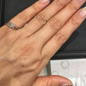 【TRECENTI(トレセンテ)の口コミ】 お花のデザインなどの、可愛いデザインのリングがたくさんあり、好みのリ…