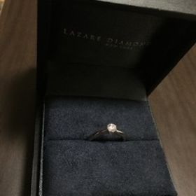 【ラザール ダイヤモンド(LAZARE DIAMOND)の口コミ】 ラザールダイヤモンドさん以外にも4つのブランドに伺い、色々な指輪をみま…