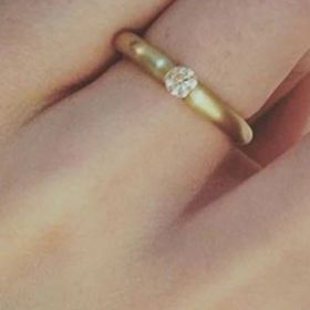 【NIESSING(ニーシング)の口コミ】 ニーシングを代表するシンプルでしっかりとした造りのリングです。鍛造製…