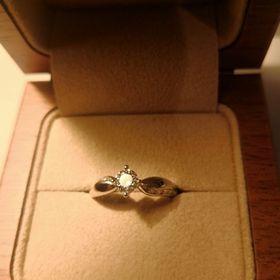 【入倉康ジュエリー工房の口コミ】 吉祥寺で結婚指輪を探しており、こちらの工房様に作っていただきました。
…