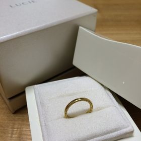 【LUCIE(ルシエ)の口コミ】 主人は仕事中にパソコンのキーボードを打つ時に邪魔にならないように、私…