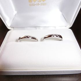 【ミヤコヤの口コミ】 プラチナのやや幅のある指輪に沖縄の織物のミンサー柄を入れてもらいまし…