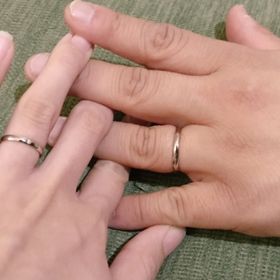 【insembre(インセンブレ)の口コミ】 シンプルなデザインの結婚指輪が欲しくて、一目惚れしました。飾りすぎず1…
