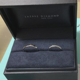 【ラザール ダイヤモンド(LAZARE DIAMOND)の口コミ】 ずっとつけるものなので色々ブランドわ見て悩んでいましたが、
こちらで好…
