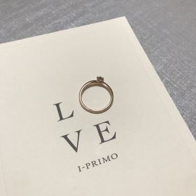 【アイプリモ(I-PRIMO)の口コミ】 肌馴染みがよいピンクゴールドで、ちょっとしたお出掛けにもつけていける…