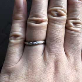 【銀座ダイヤモンドシライシの口コミ】 プロポーズされたときに頂いた指輪がここのものだったのでここのブランド…