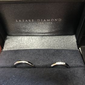 【ラザール ダイヤモンド(LAZARE DIAMOND)の口コミ】 日常つけるものなのでシンプルなものを探していました。みていくうちに少…