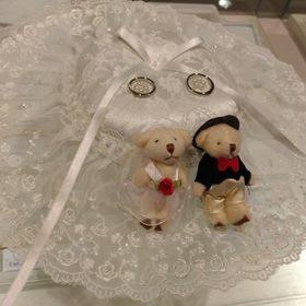 【TRECENTI(トレセンテ)の口コミ】 ストレートラインの指輪で、真ん中に五石のメレダイヤモンドがついている…