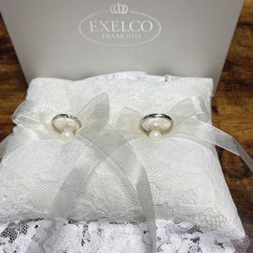 【エクセルコダイヤモンド(EXELCO DIAMOND)の口コミ】 男性の指輪はマットな部分がありデザインがありつつも男性らしく感じまし…