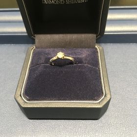 【銀座ダイヤモンドシライシの口コミ】 デザインも綺麗で、特にダイヤモンドは浜松市内にあるブランドをいくつか…