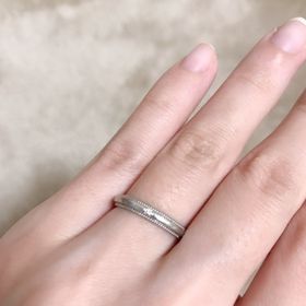 【4℃ BRIDAL(ヨンドシーブライダル)の口コミ】 職場で使用するため、ダイヤがあまり多くないもの（全くなくてもさみしい…