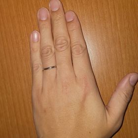 【アイプリモ(I-PRIMO)の口コミ】 デザインがシンプルですが、飽きのこないデザインで2人とも大変気に入りま…