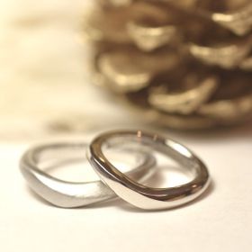 【Smith(工房スミス)の口コミ】 あまりにも定番っぽいデザインはできれば避けたいねって話をしていたので…