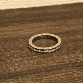 【ケイウノ ブライダル(K.UNO BRIDAL)の口コミ】 夫婦揃ってアナと雪の女王が大好きなので、ほぼ即決でアナ雪デザインの指…