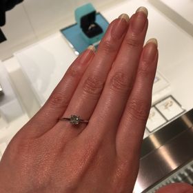 【ティファニー(Tiffany & Co.)の口コミ】 シンプルすぎるよりも少し凝ったものや、人と被らない要素が欲しかったの…